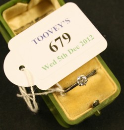 LOT 679