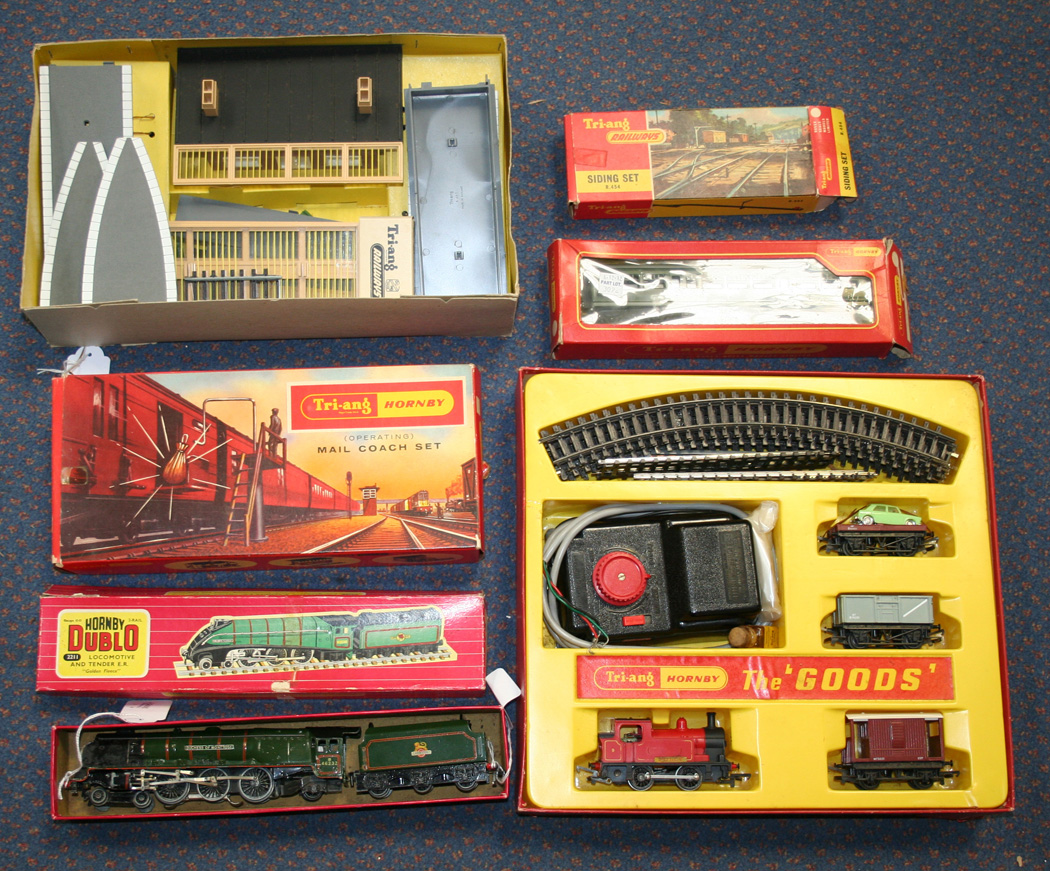 triang hornby train sets