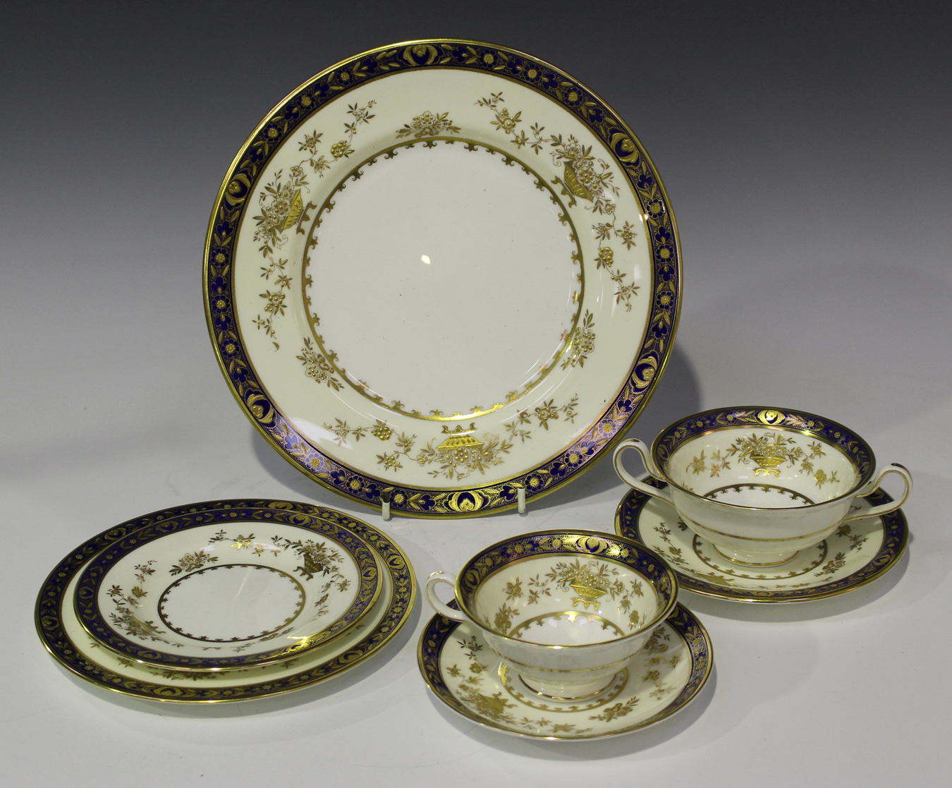 A Minton bone china 'Dynasty' pattern part tea and dinner service ...