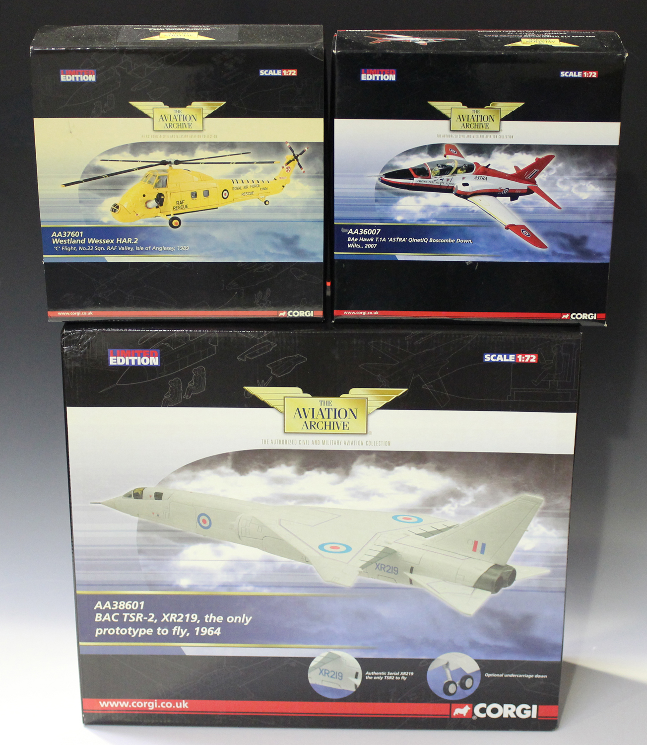 クラシック TSR Corgi ミニカー BAC 1/72 BAC TSR-2 XR219号機（ダイ