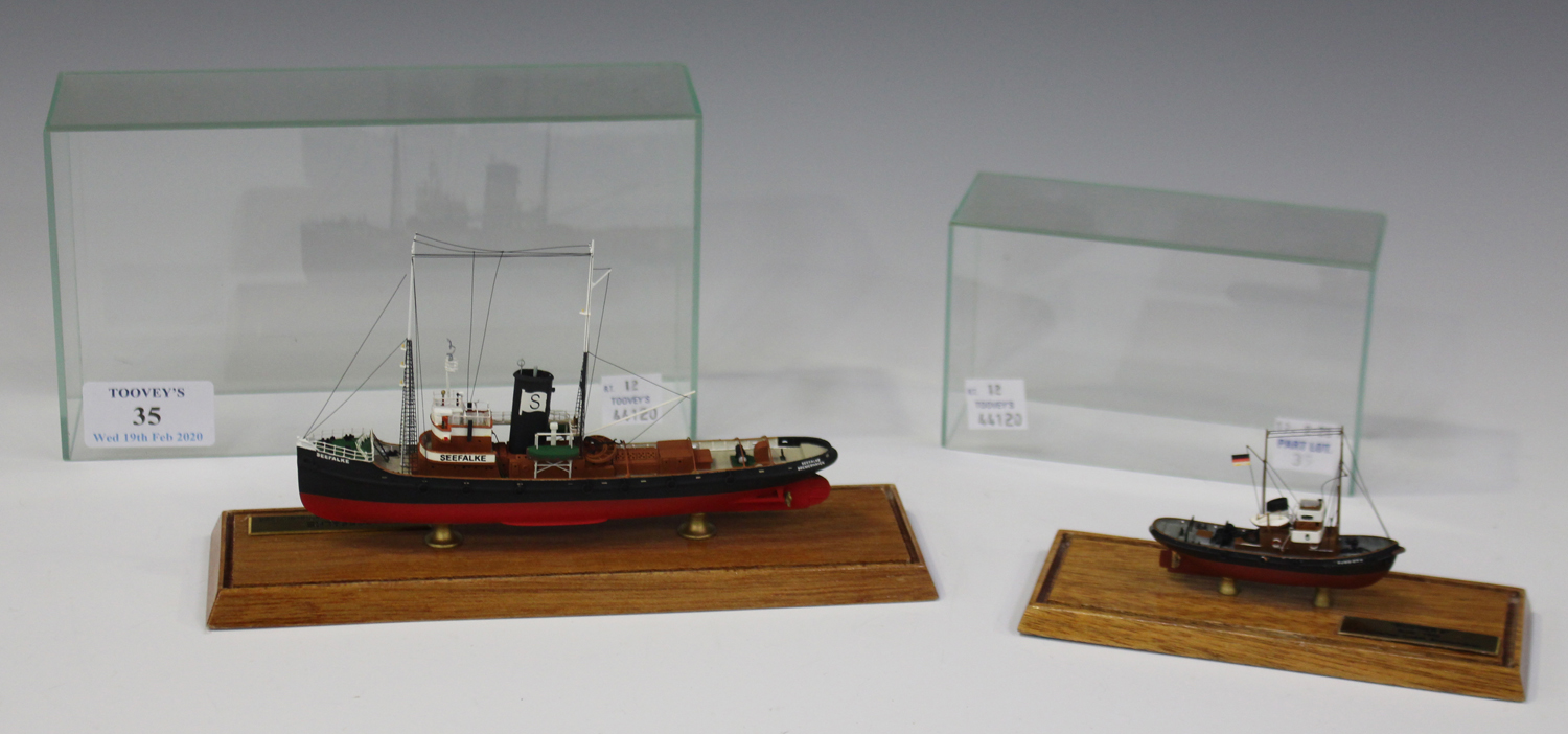 Two Classic Ship Collection models, CSC 4002 Seefalke and CSC 4160  Bugsier 6