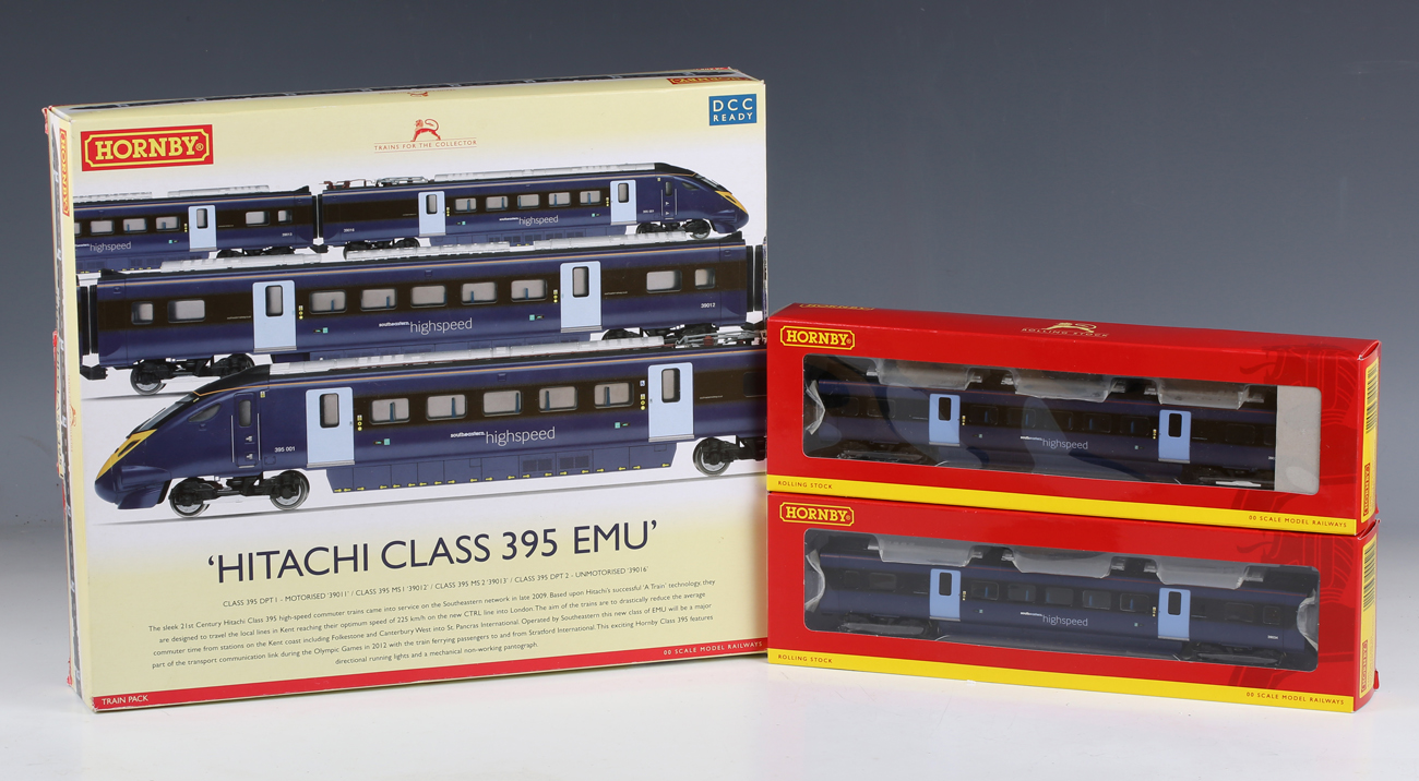 A Hornby Gauge Oo Dcc Ready R2821 Hitachi Class 395 Emu An R4452 Coach And An R4453 Coach All B 6123