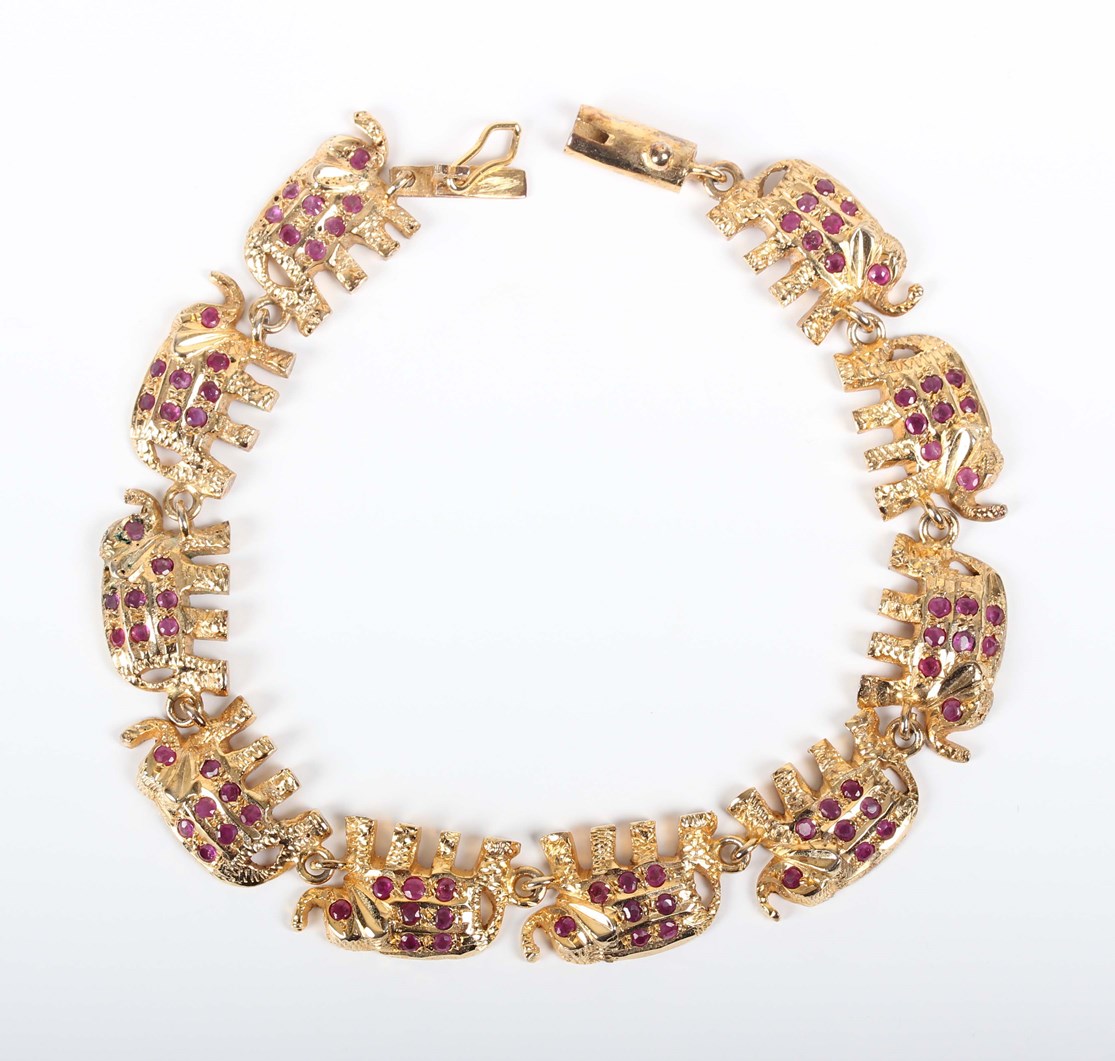 LOT 697